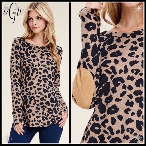 Boutique with Grace Sweaters - 🆕5⭐️Best Seller Animal Sweater Top